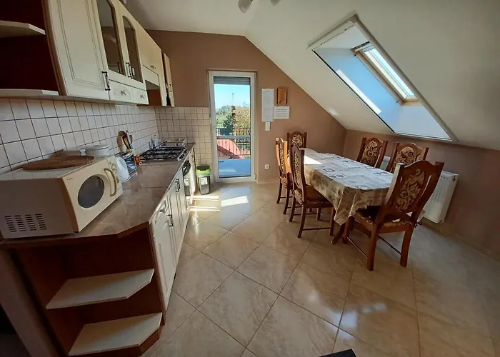 Hajnalka Appartamento Balatonoszod