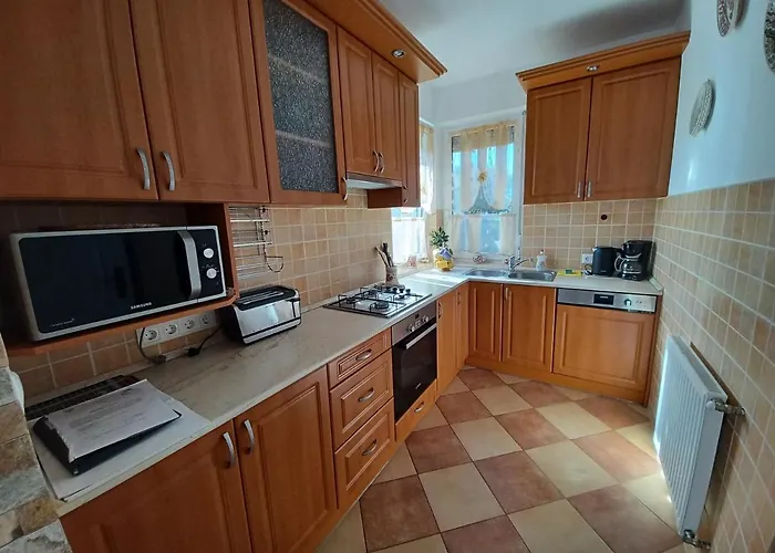 Hajnalka * Balatonoszod